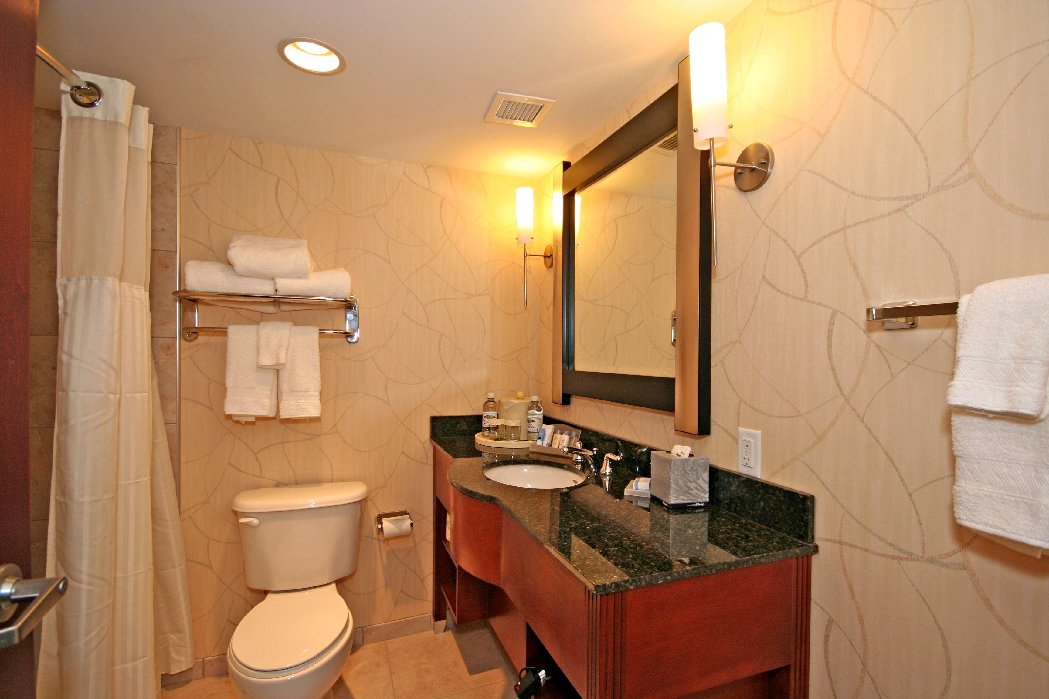 Doubletree By Hilton Greensboro Rum bild