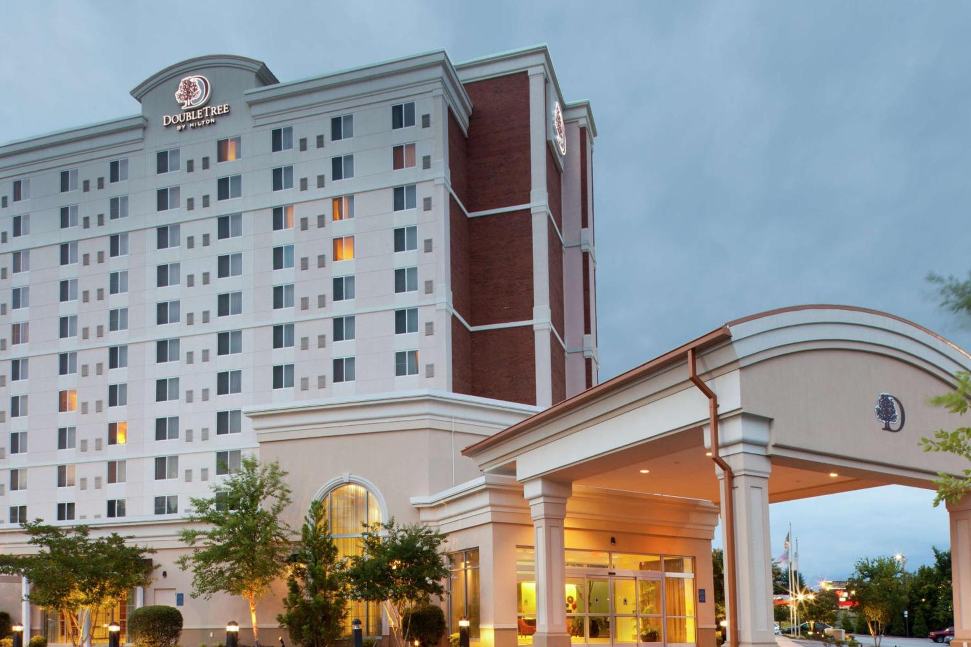 Doubletree By Hilton Greensboro Exteriör bild
