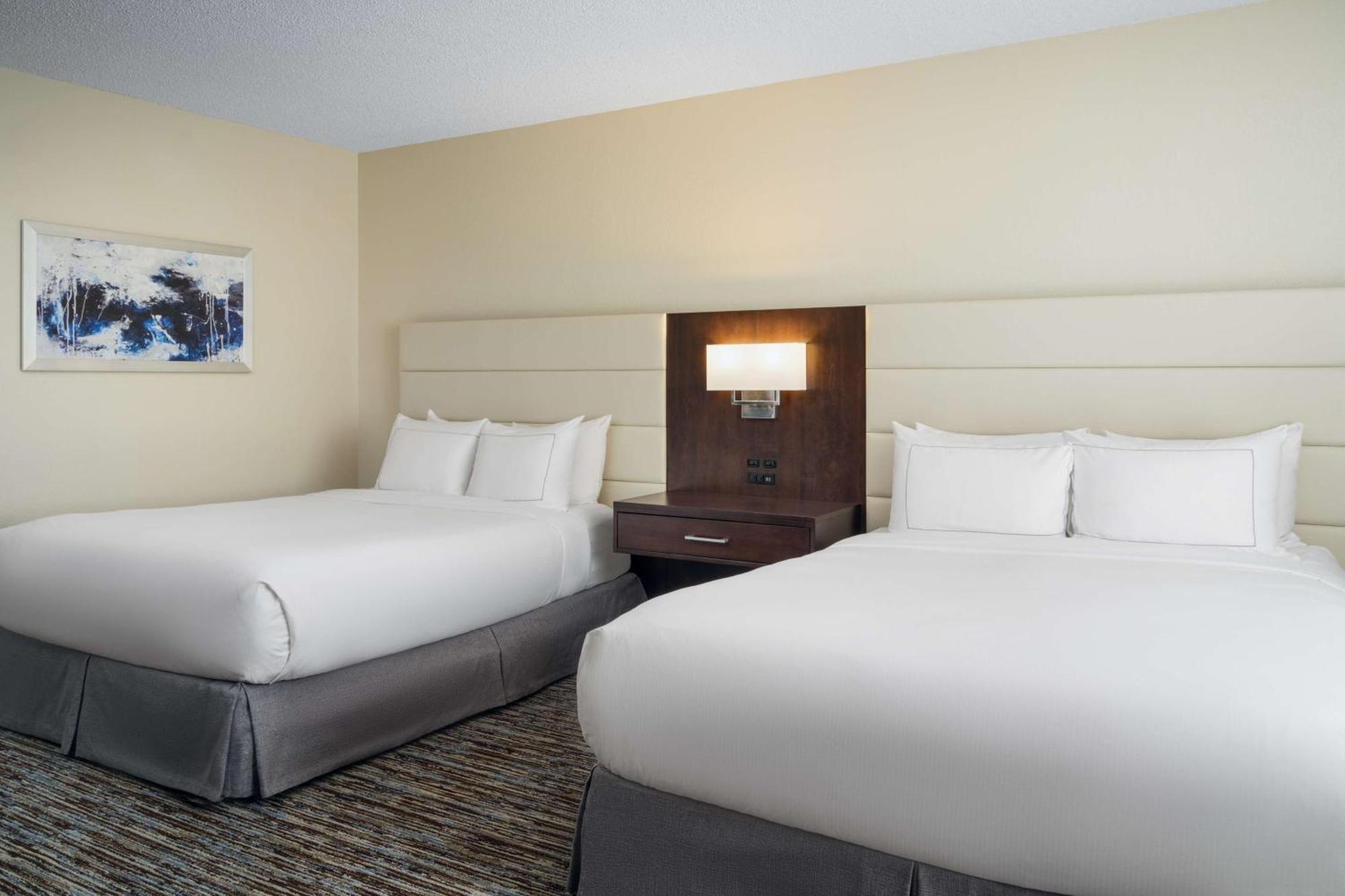 Doubletree By Hilton Greensboro Exteriör bild